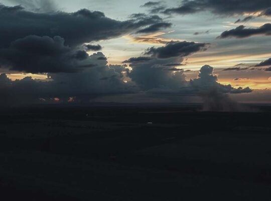 Putin Halts Fighting for Easter, Announces 32-Hour Truce in Ukraine War