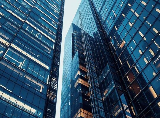 Deutsche Bank Sees Opportunity in Unicredit's Potential Commerzbank Takeover